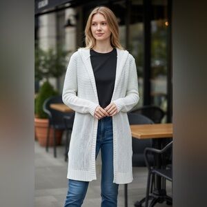 Elegant White Hooded Cardigan